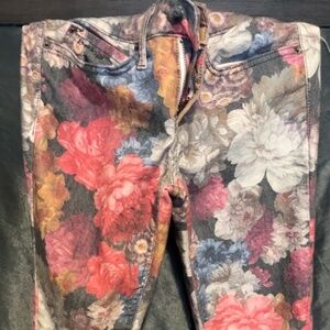 Bebe floral jeans